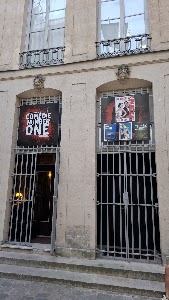 COMÉDIE NUMBER ONE