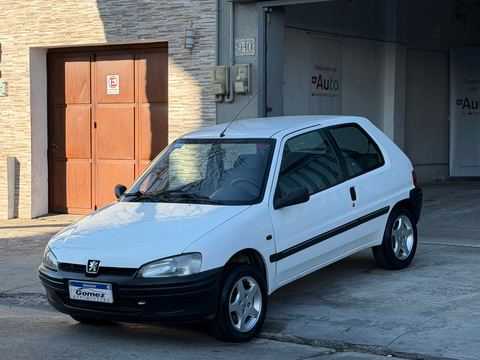 Peugeot 106