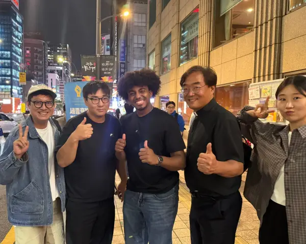 [환영합니다] 첨부 사진