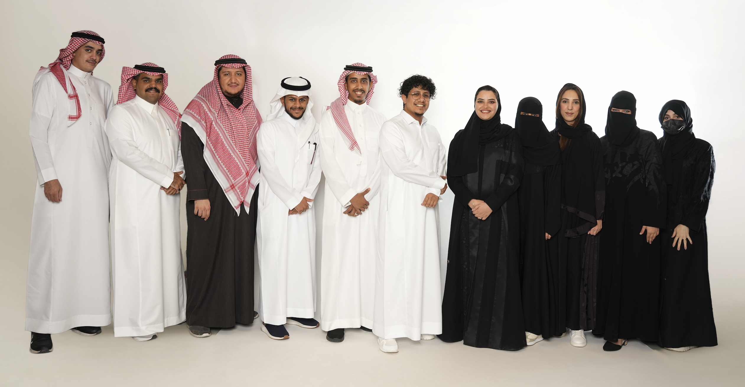 الفريق المؤسس لأرائك