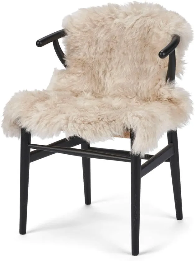 Beiges Lammfell für ein gemütliches Zuhause