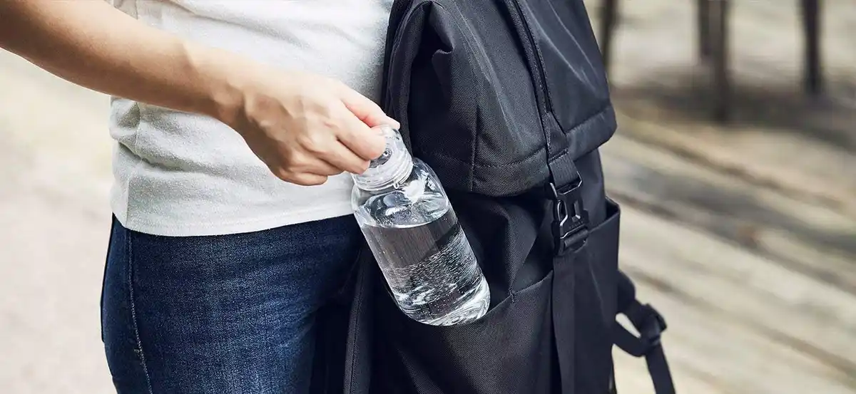 Kinto Wasserflasche 500ml in Smoke