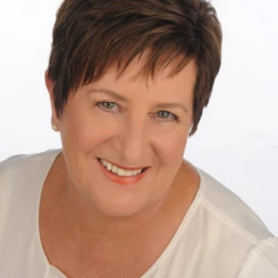Lynne Robertson