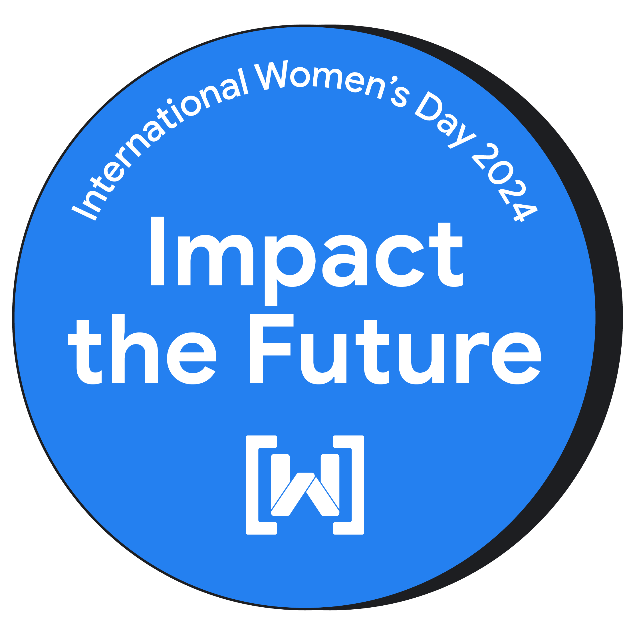 Selo circular comemorando o Dia Internacional da Mulher 2024. O selo tem um plano de fundo azul brilhante com o texto &quot;Impact the Future&quot; (Impacto o futuro) exibido em destaque no centro. O logotipo da Women Techmakers fica na parte inferior do selo.