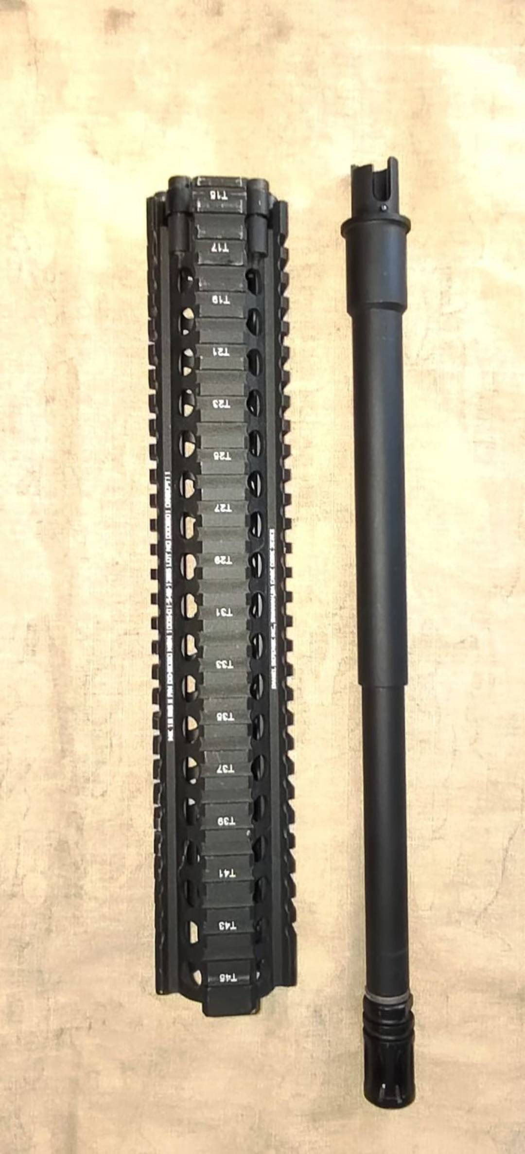 Daniel defense m4a1 el kundağı ve namlu