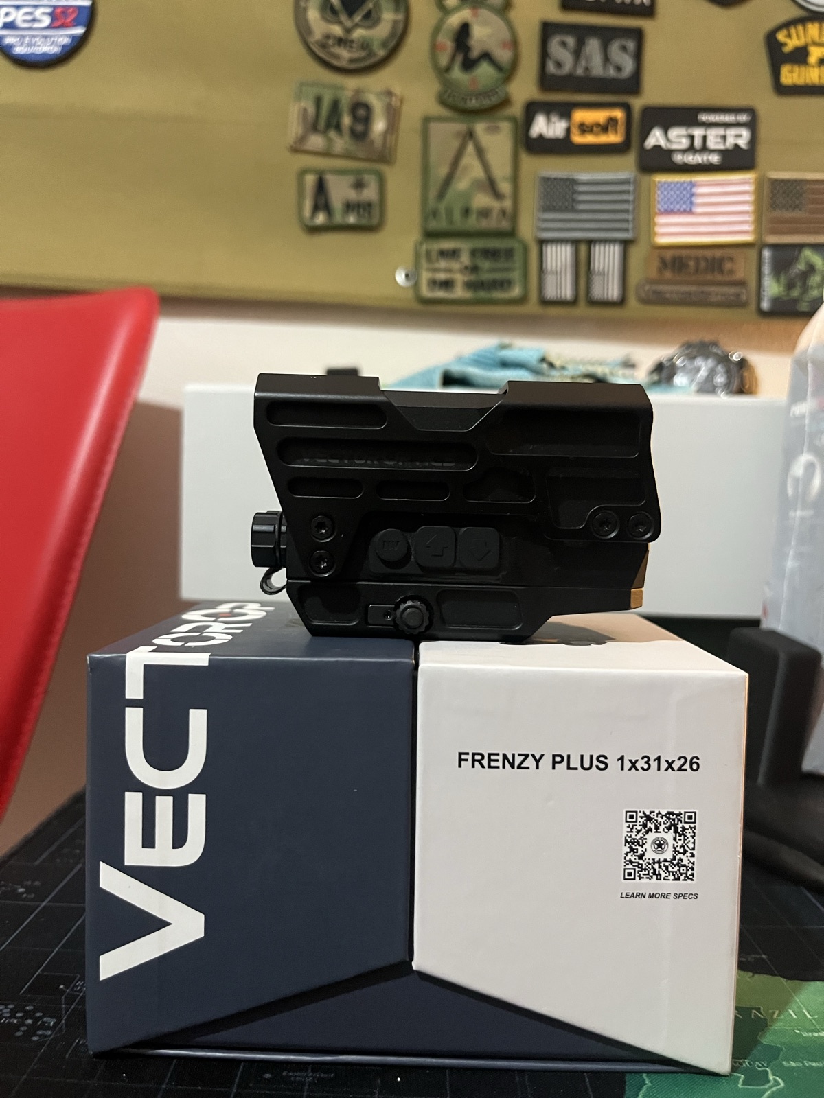 Vector Optics  Frenzy Plus 1x31x26