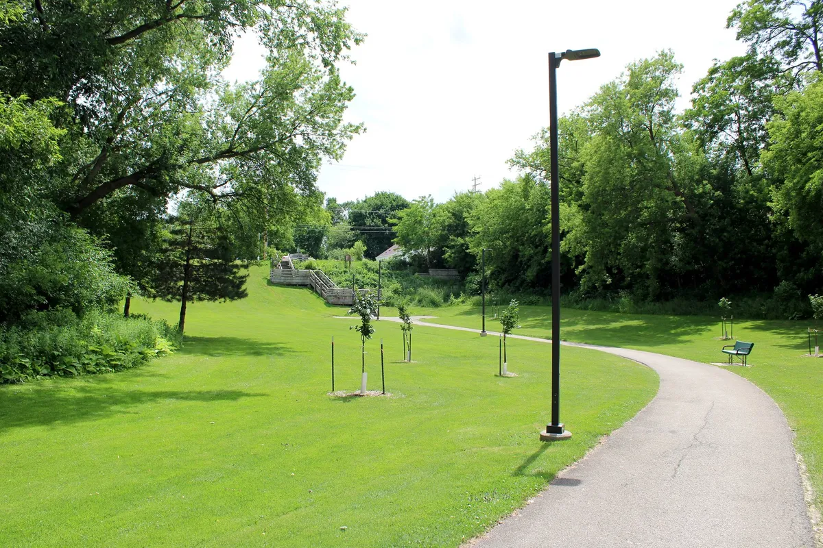 Arbutus Park, Appleton