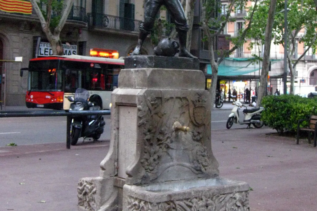 Plaça d'Urquinaona, Barcelona