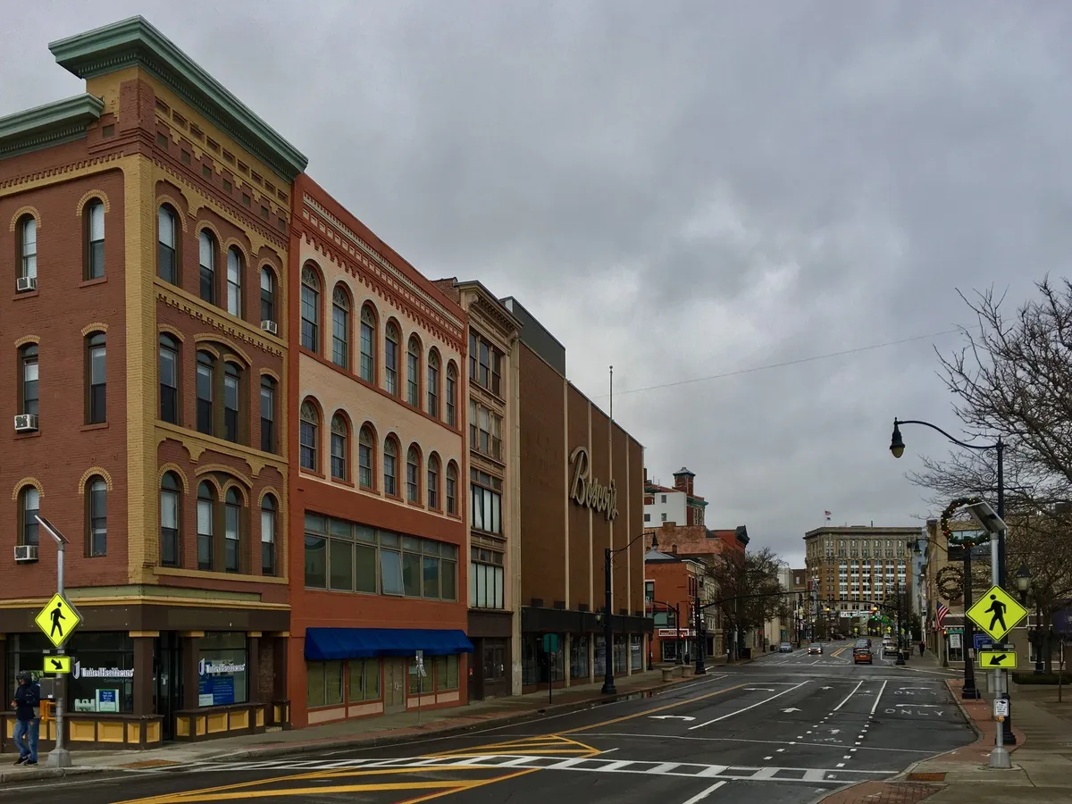 File:Court Street, Binghamton, New York - Thanksgiving 2019.