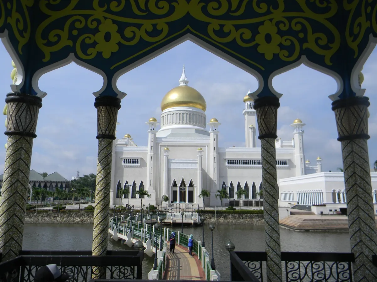 Golden Jubilee Crown Park, Bandar Seri Begawan