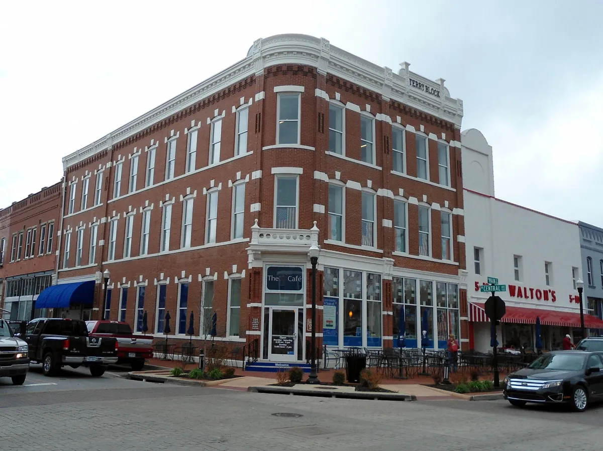 Bentonville City Square, Bentonville