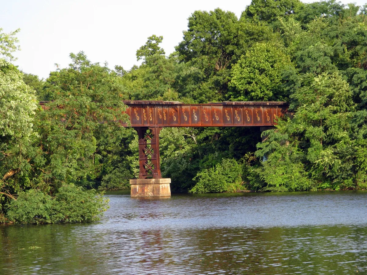 File:Armory Branch bridge over Lake Massasoit, August 2026.J