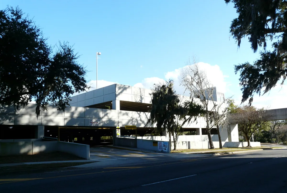 File:Turlington Building Exterior Parking Garage.jpg