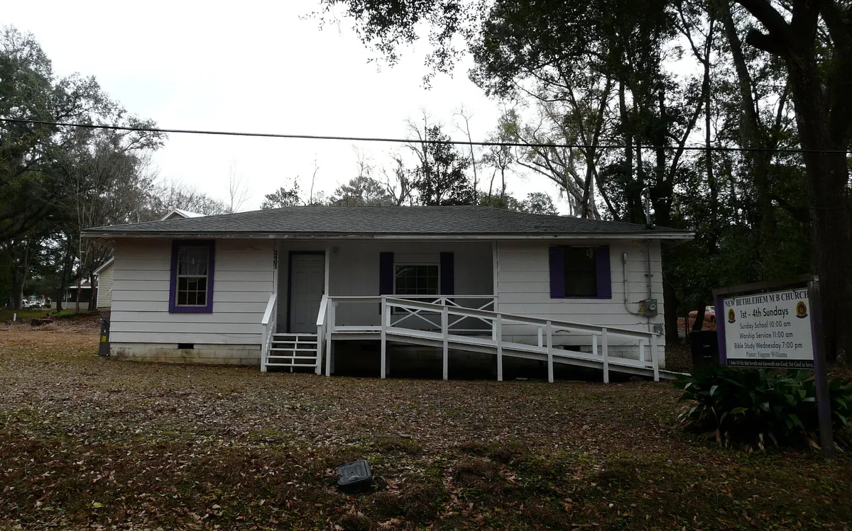 File:New Bethlehem MB Church, Tallahassee, Florida.jpg