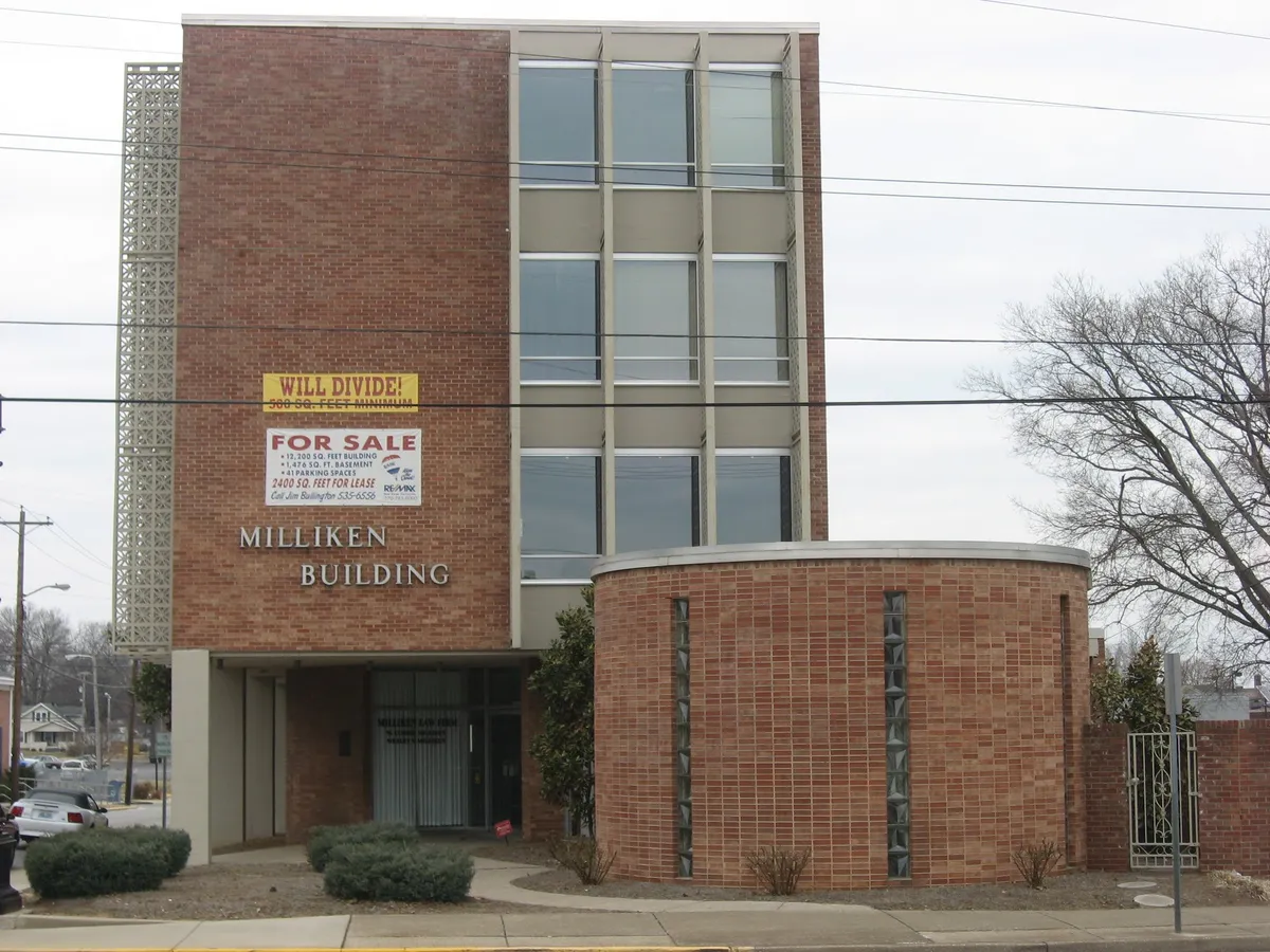 Bowling Green (Kentucky) - one of the places your quest passes through