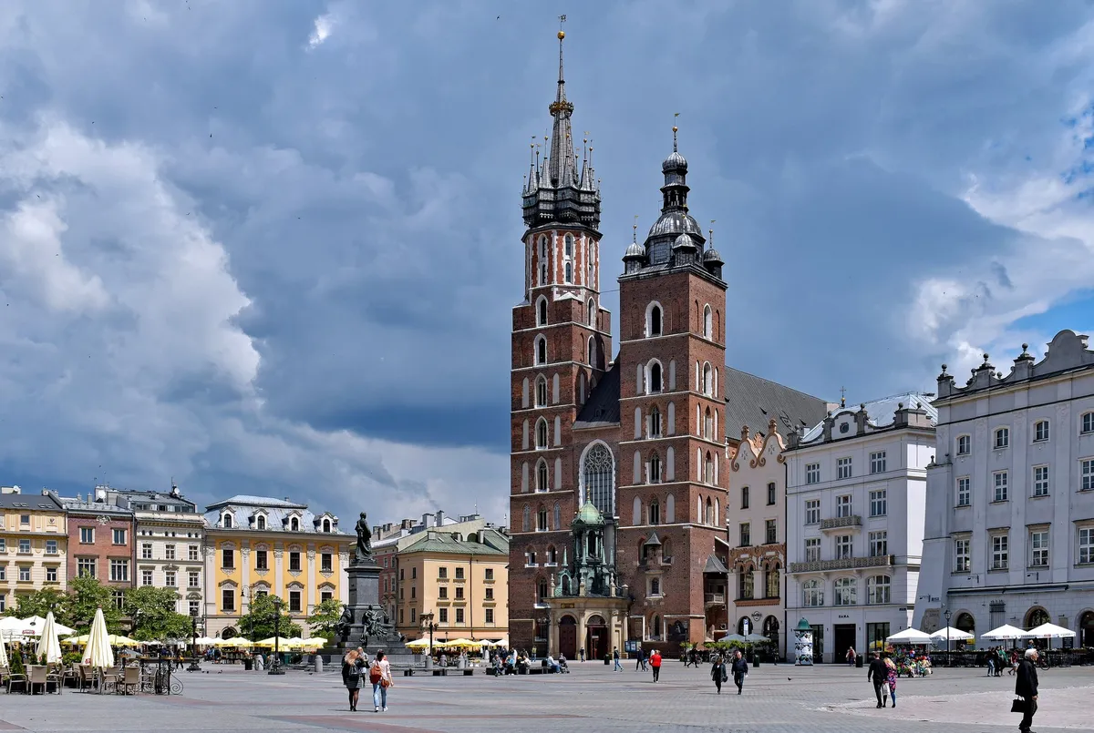 File:Church of Our Lady Assumed into Heaven, view from SW, 5