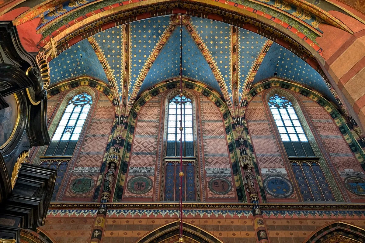 File:St Mary's Basilica, Kraków 2024-08-12 11.jpg