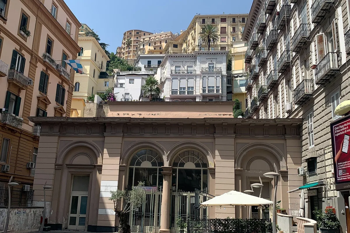 Palazzo Acquaviva Coppola, Naples