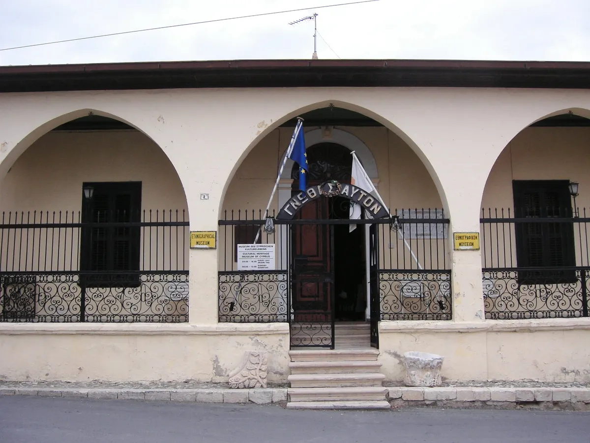 28th of October Column, Paphos
