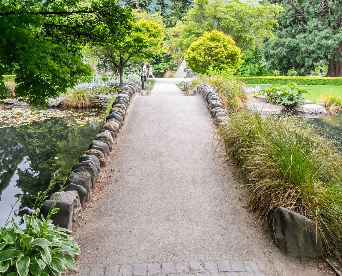Queenstown - one of the places your quest passes through