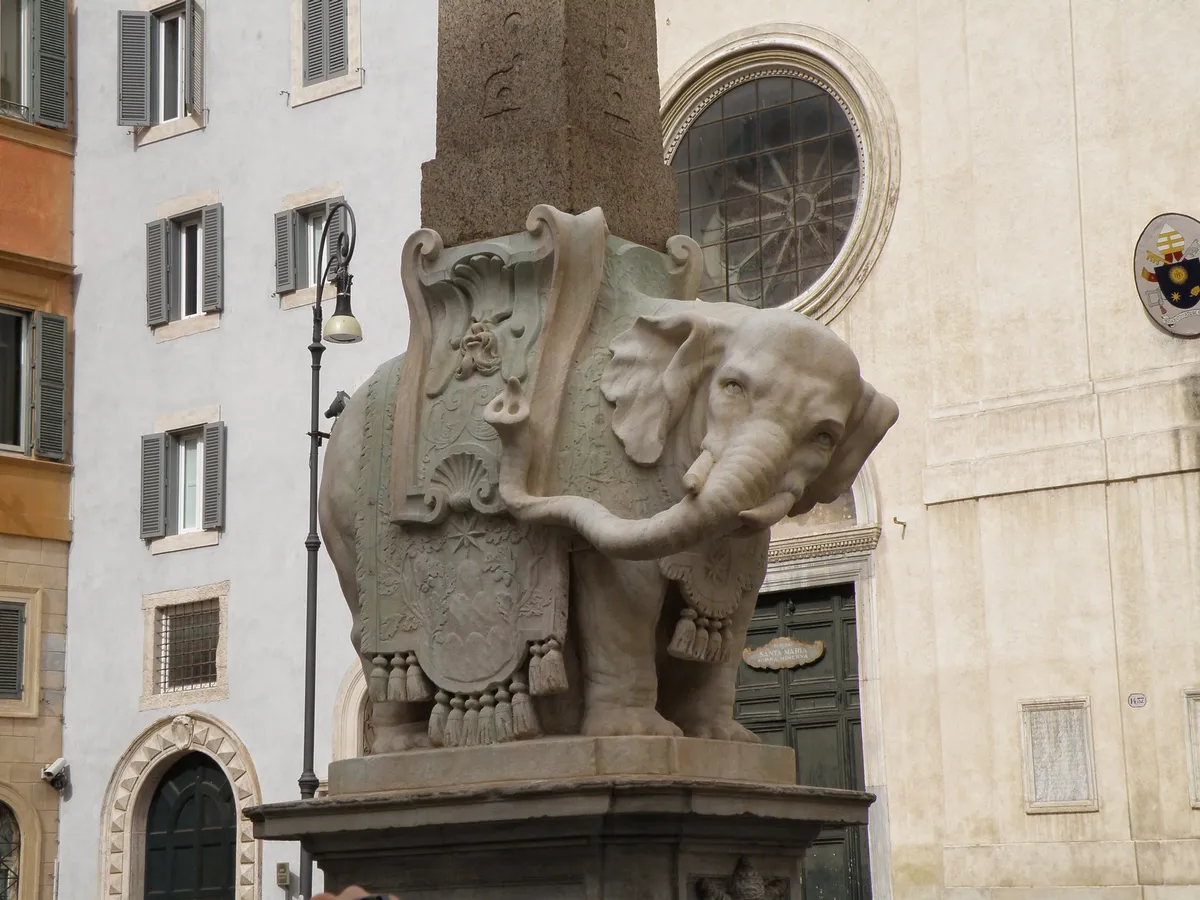 Pulcino della Minerva, Rome