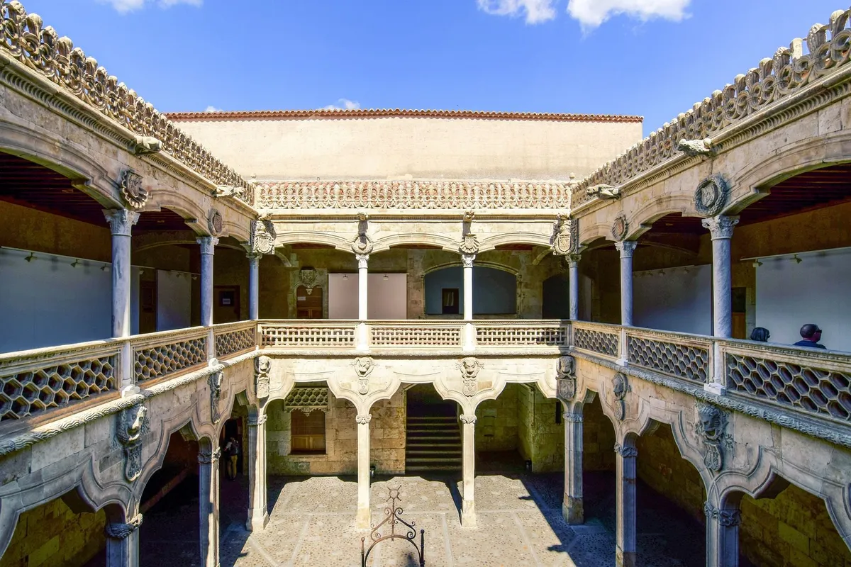 Salamanca - where your quest unfolds