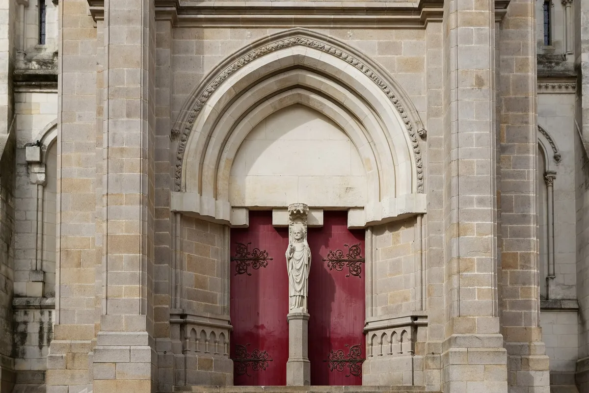 Nantes - one of the places your quest passes through