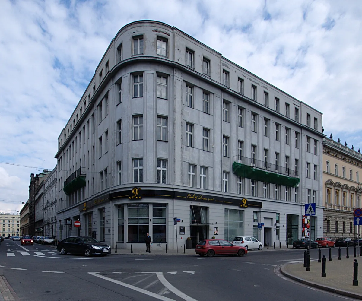 Plac Jana Henryka Dąbrowskiego, Warsaw