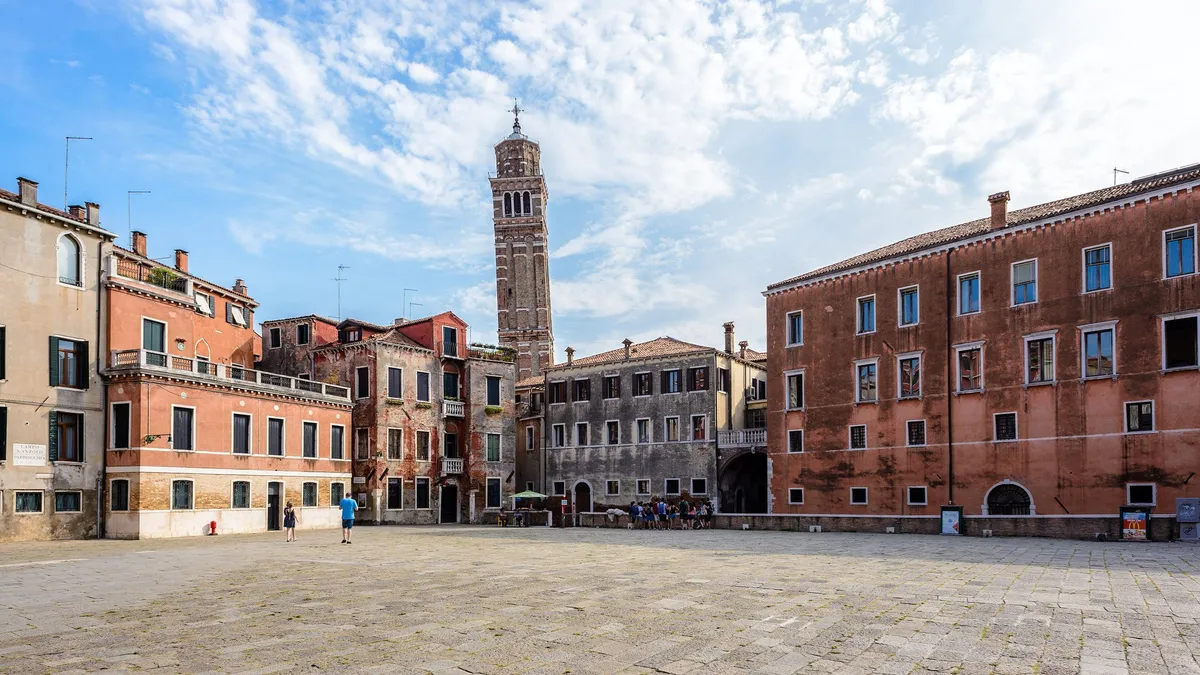 Campo Sant'Anzolo, Venice