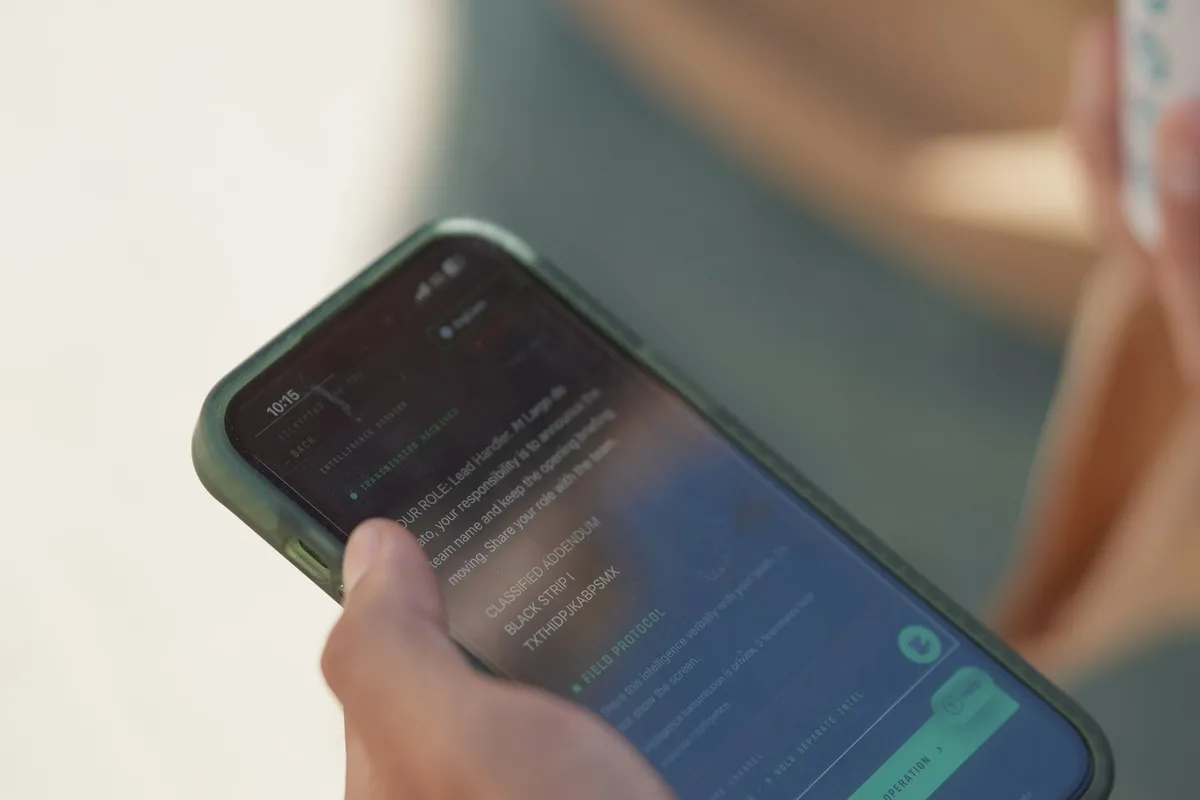 A player following the GoQuestIRL mission on their phone at our Lisbon event. Locations shown may differ from this quest's route.