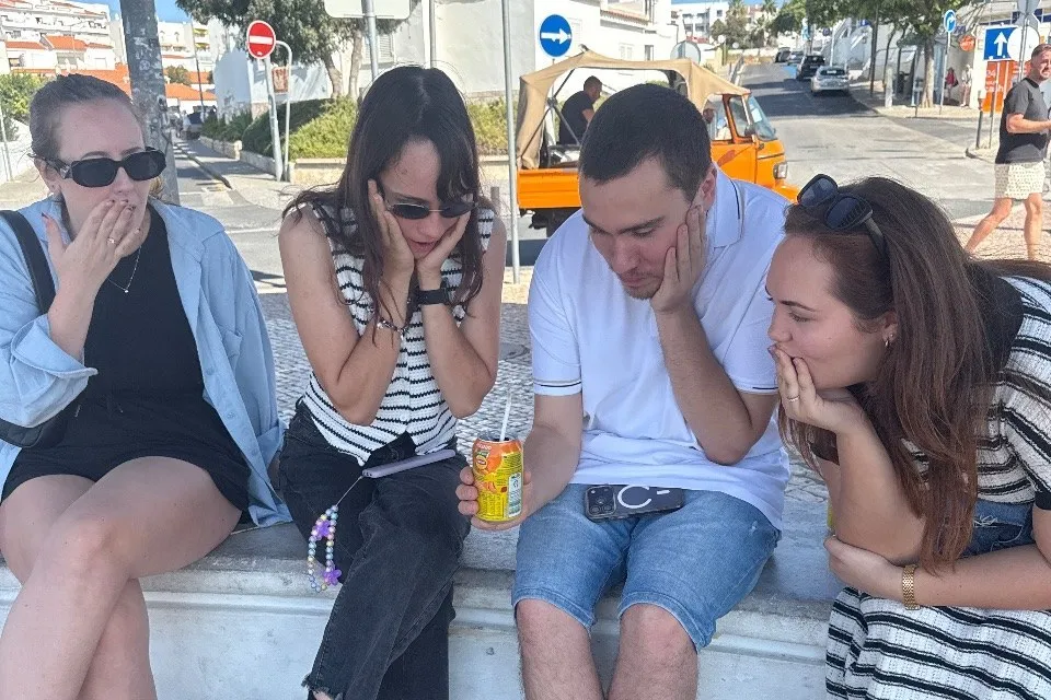 Players at a GoQuestIRL event in Lisbon, showing the style of the experience. Locations shown may differ from this quest's route.