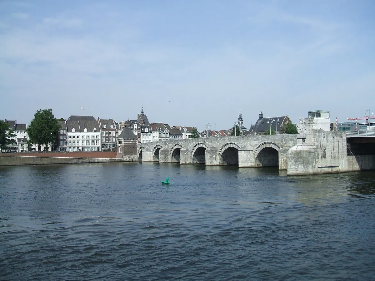 Sint Servaasbrug, Maastricht: where your mission begins.