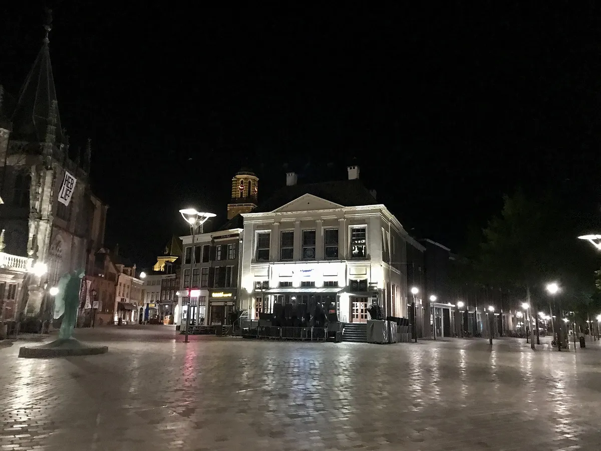 Zwolle: one of the places this quest takes you.
