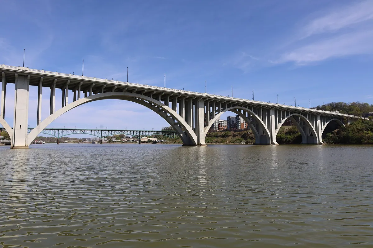 Knoxville: one of the places this quest takes you.