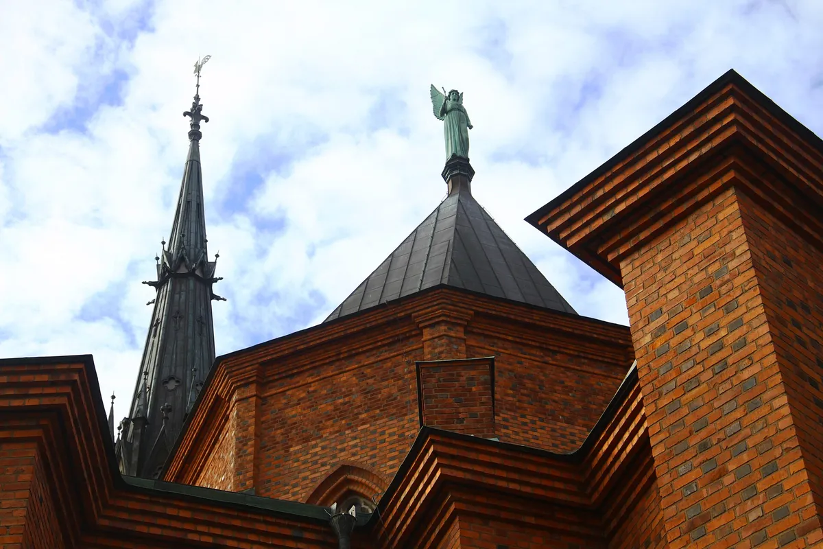 Uppsala domkyrka, Uppsala: where your mission begins.