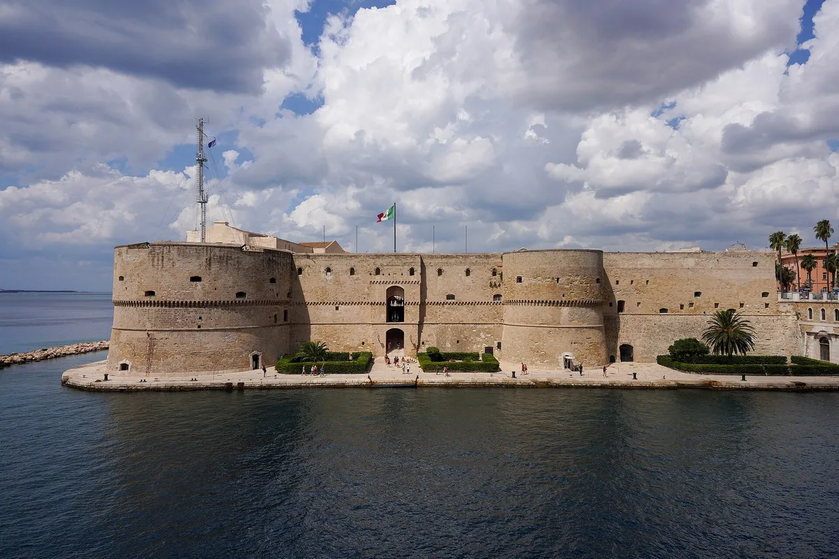 Taranto: one of the places this quest takes you.