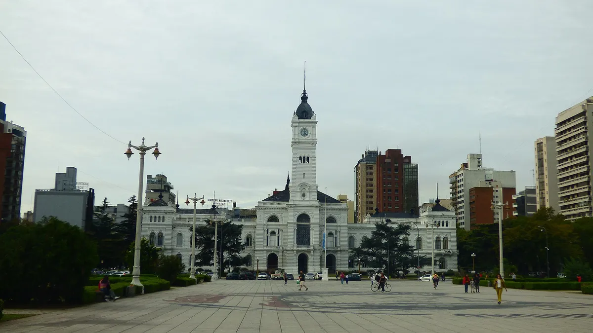 Plaza Mariano Moreno, La Plata: where your mission begins.