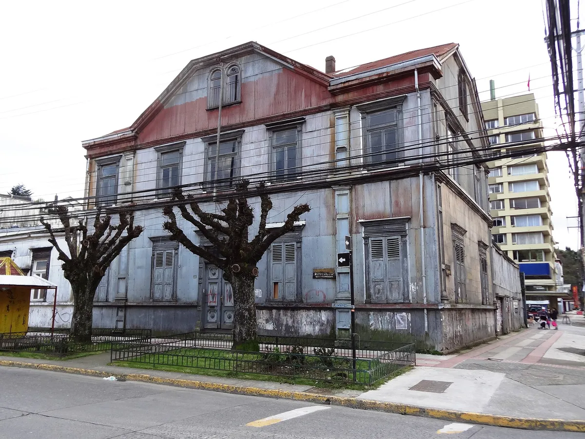 Puerto Montt: one of the places this quest takes you.