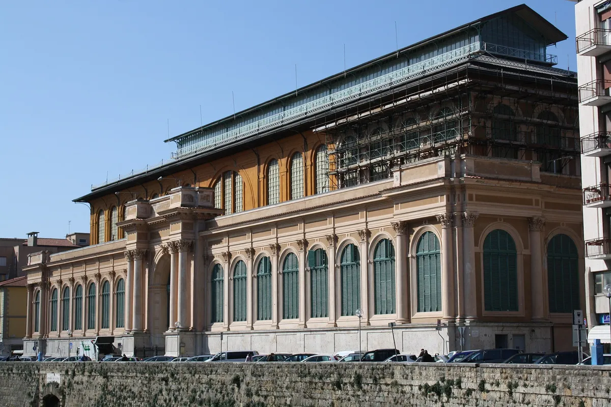 Mercato Centrale, Livorno: where your mission begins.