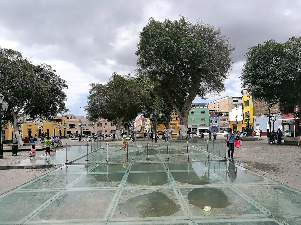 Plazuela El Recreo, Trujillo: where your mission begins.