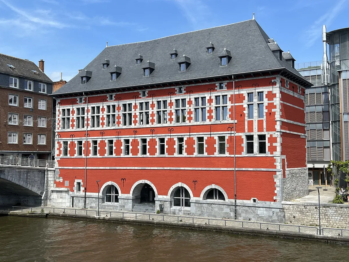 Namur: one of the places this quest takes you.