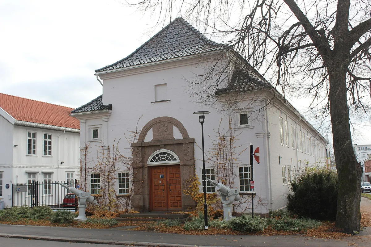 Sandefjord: one of the places this quest takes you.