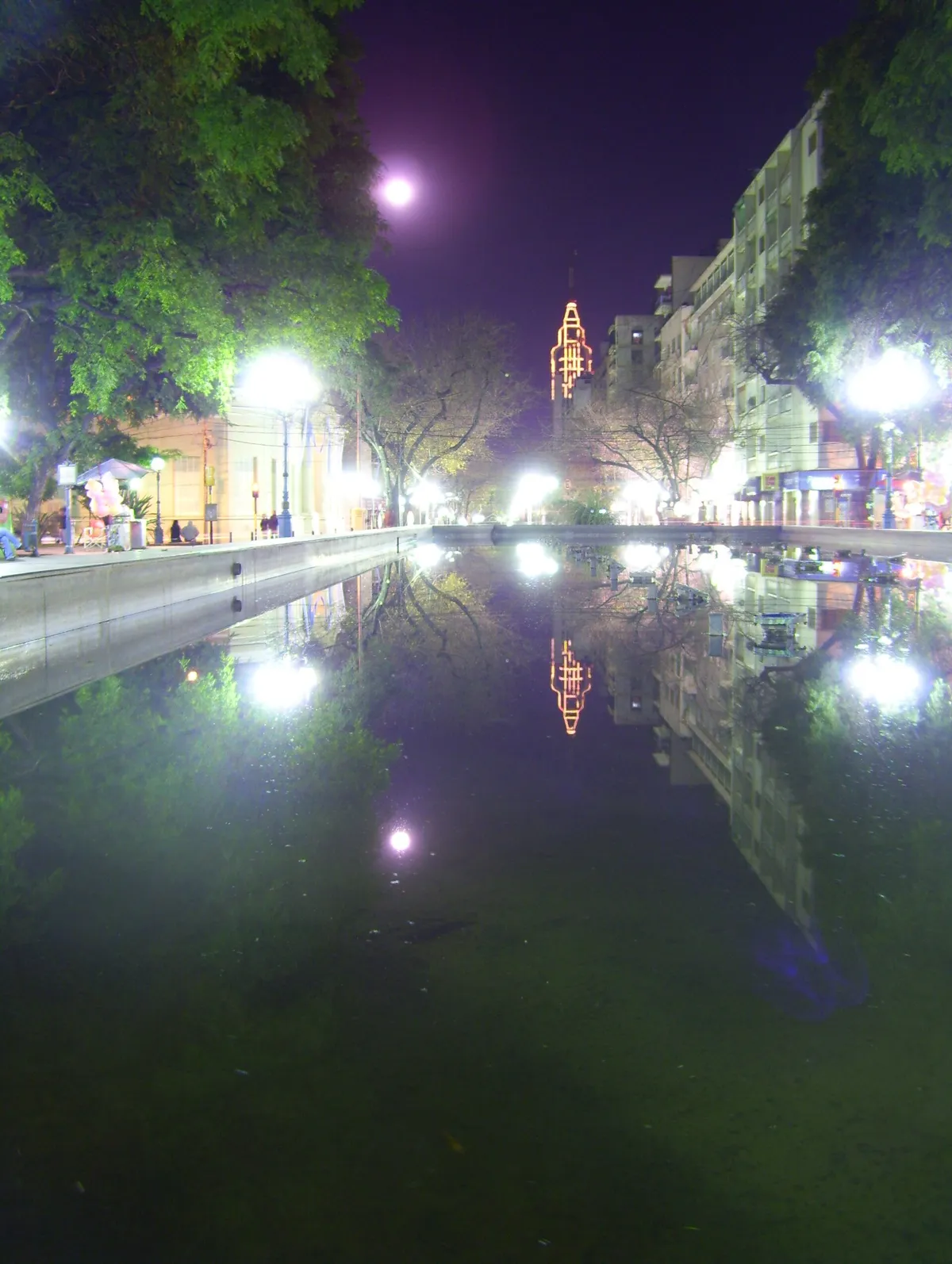 Plaza Independencia, Mendoza: where your mission begins.