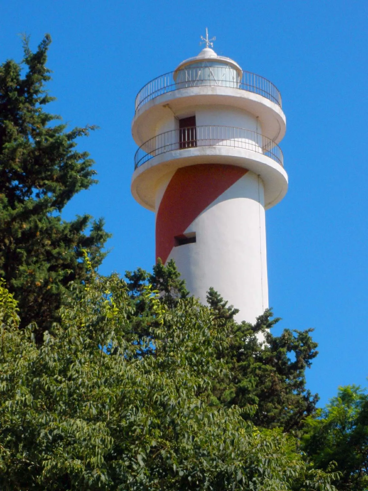 Marbella Lighthouse, Marbella: where your mission begins.