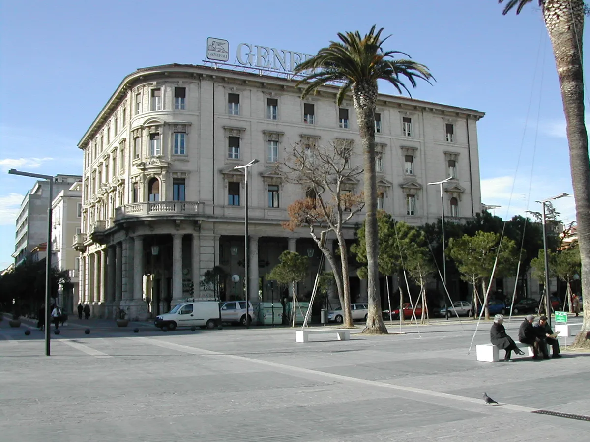 Piazza della Rinascita, Pescara: where your mission begins.