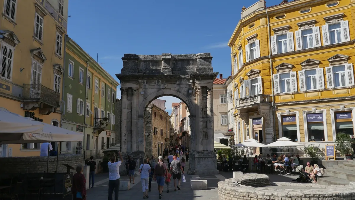 Pula: one of the places this quest takes you.