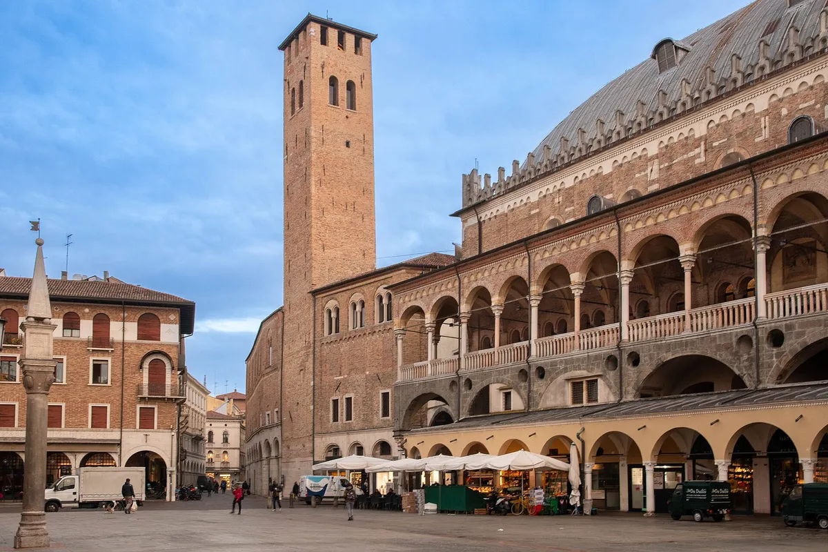 Padua: one of the places this quest takes you.