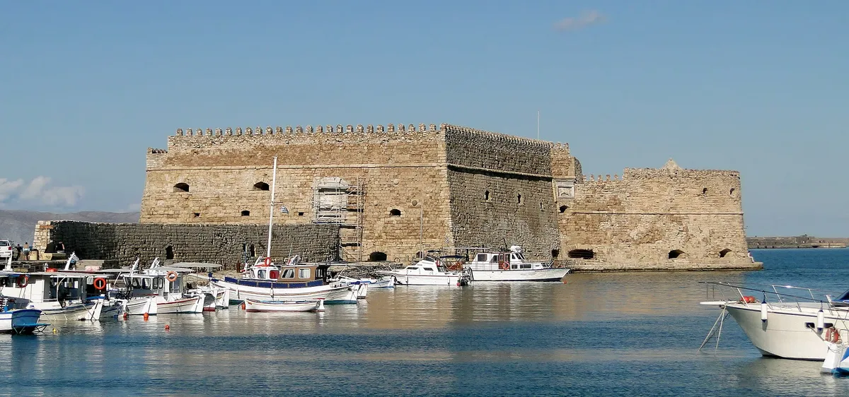 Heraklion: one of the places this quest takes you.