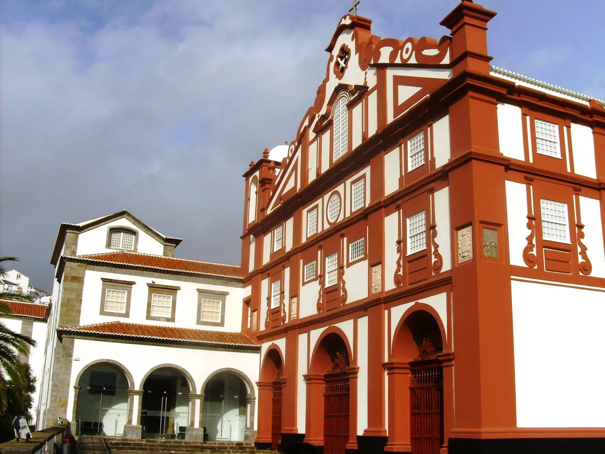 A view in Angra do Heroismo, where this quest is played