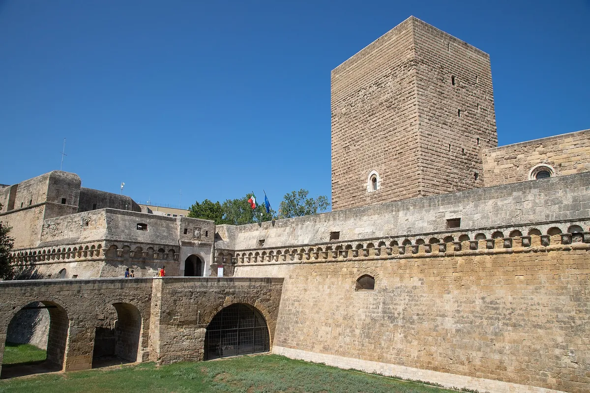 A view in Bari, where this quest is played